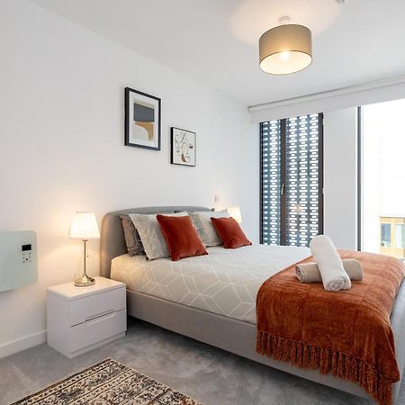 Pet Friendly 2Br Near Station By Asquare Letting Apartment Manchester Exterior photo